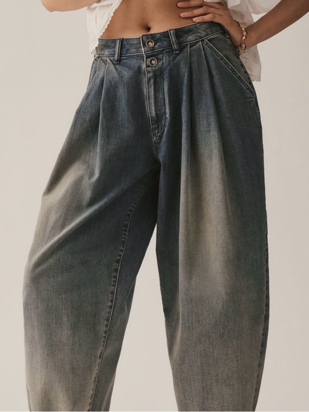 Pilcro Washed Black Relaxed Boyfriend Jeans - Picture 2 of 4